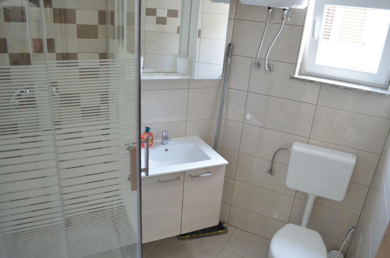 Apartments Mul Baska  Bagian luar foto