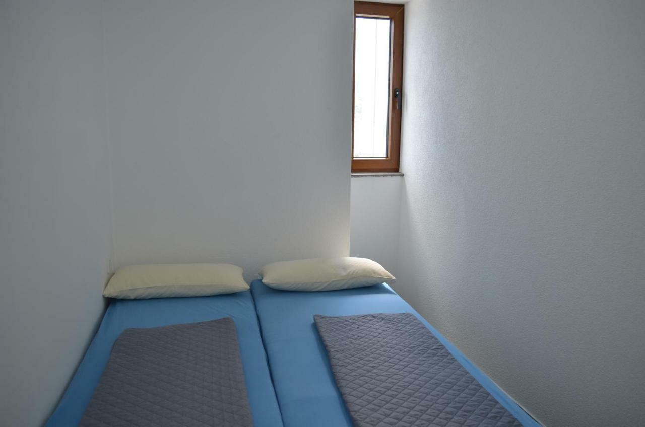 Apartments Mul Baska  Bagian luar foto