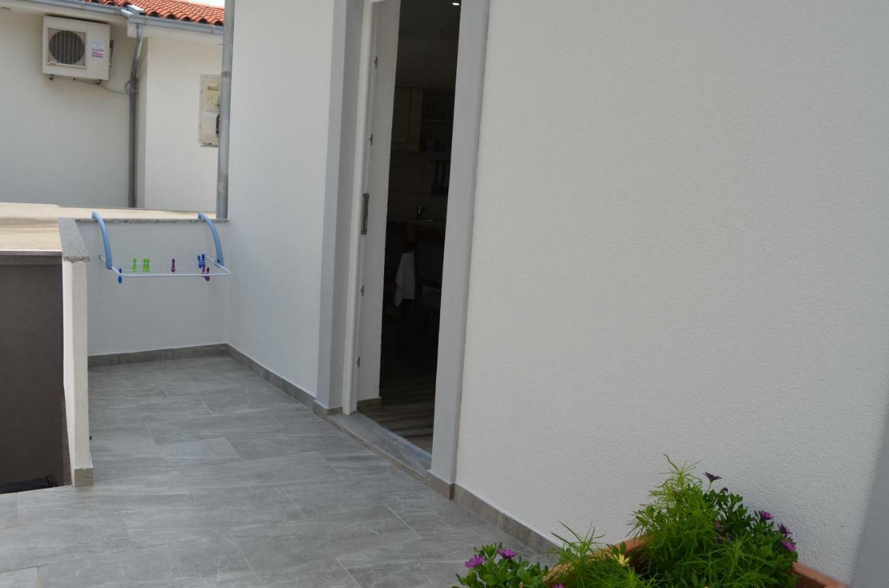 Apartments Mul Baska  Bagian luar foto