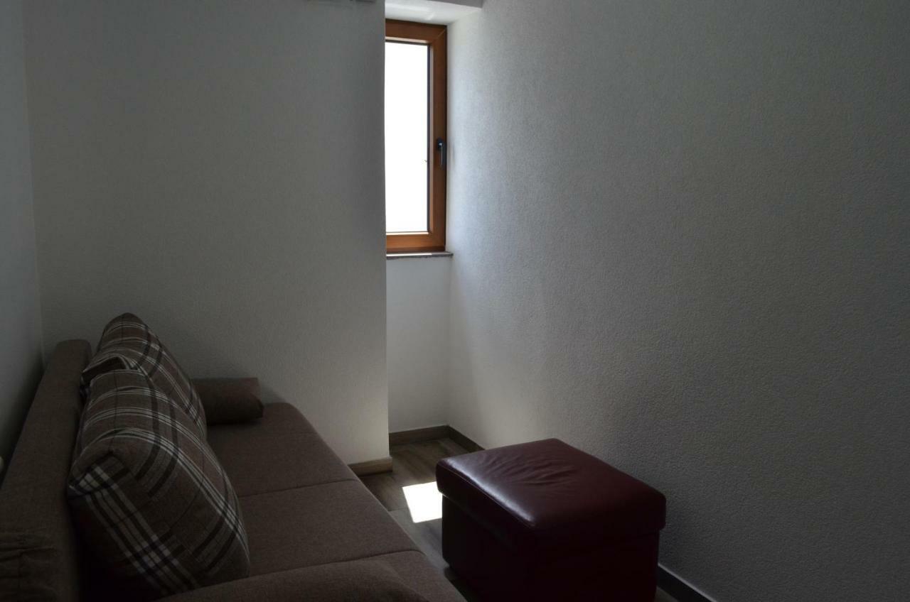 Apartments Mul Baska  Bagian luar foto